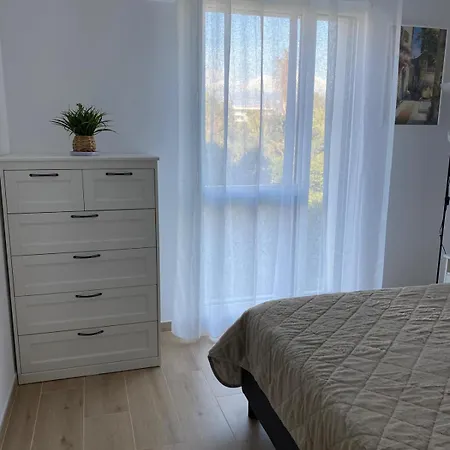 Modern Apartment, Pool, Residence, Close To Port *